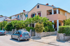 Apartments with a parking space Mali Losinj, Losinj - 19653